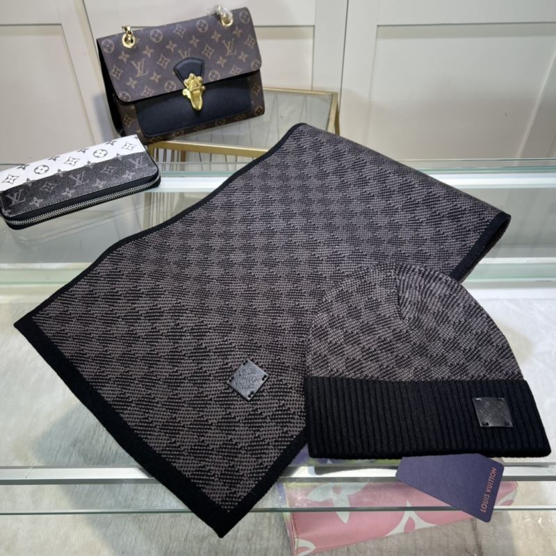 Louis Vuitton Caps Scarfs